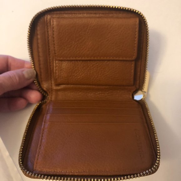 Michael Kors Logo Zippered Wallet - Tan and Gold - Picture 4 of 6